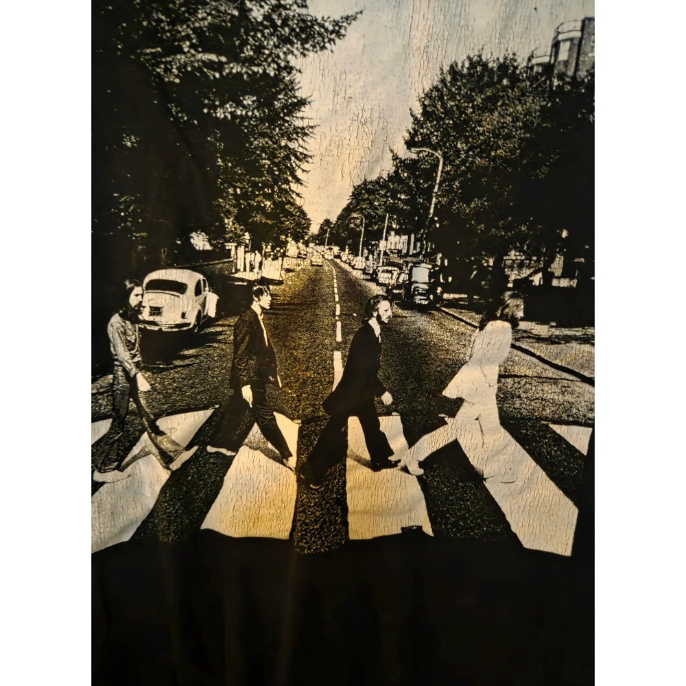 The Beatles Abbey Road Graphic T-Shirt Mens Small Black Rock Band Tee 2022 Apple - Picture 2 of 4